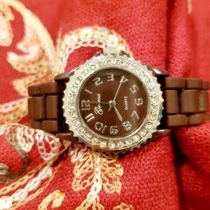 NEW Geneva Watch. Silicone with crystals around.